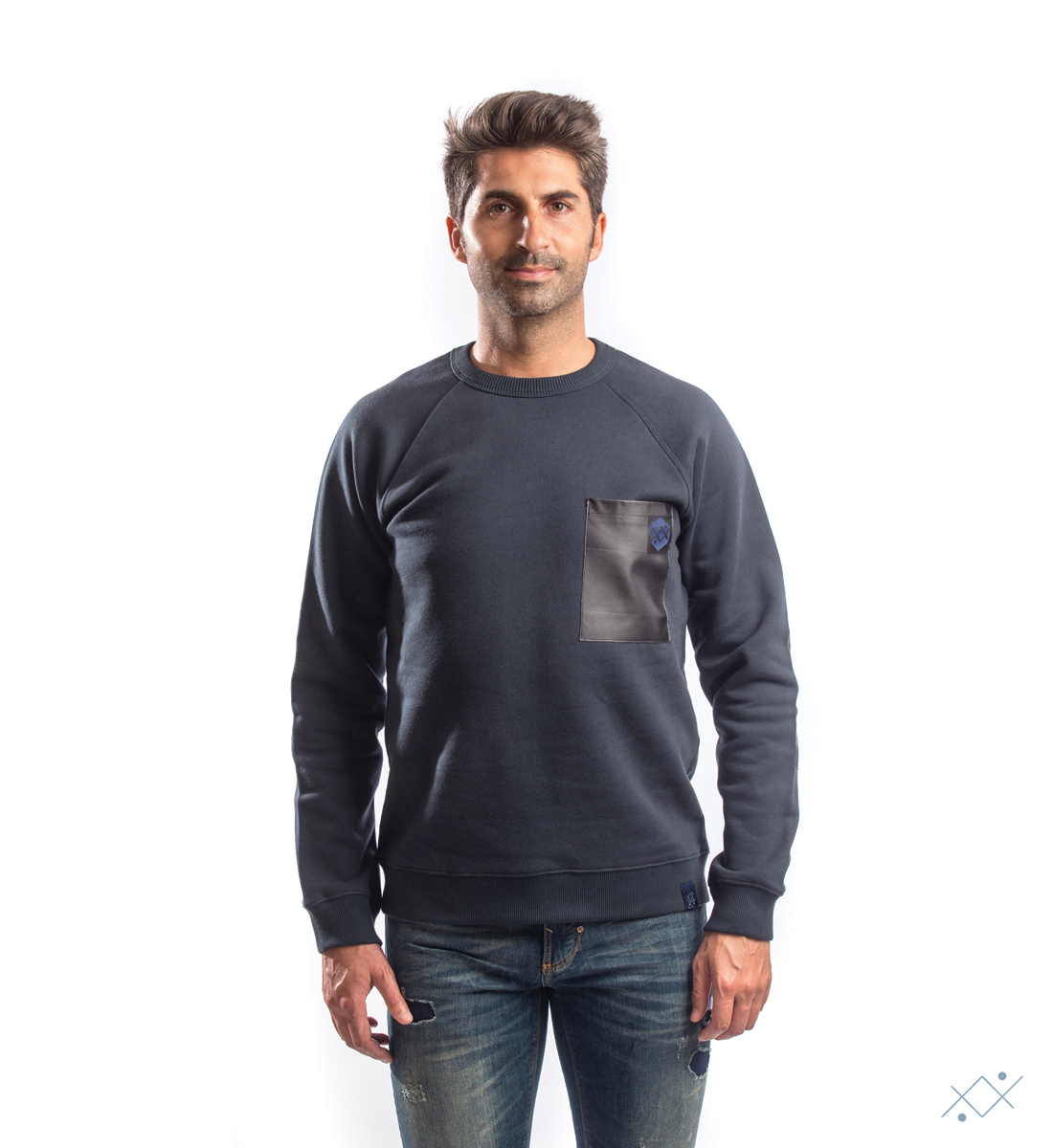 Navy cotton sweat with raglan sleeves and black faux leather - list